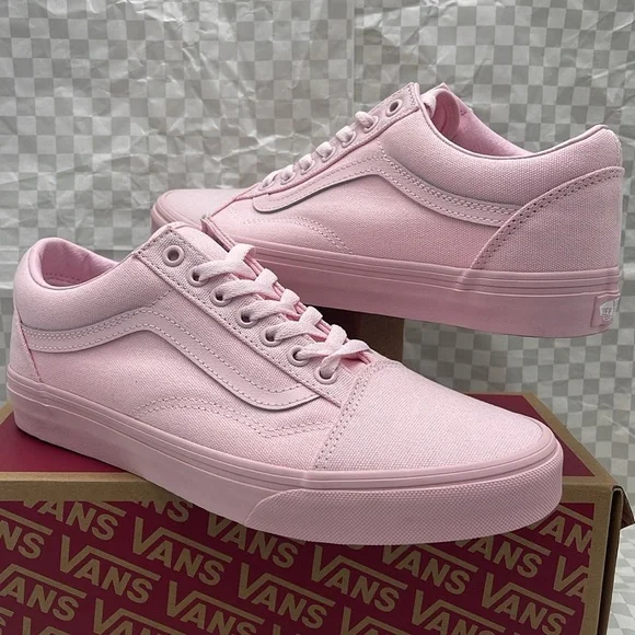 Vans Men's Pink Sneakers Classic Design Old Skool
Pastel Mono Pink
VN000CT8PNK - Picture 9 of 16